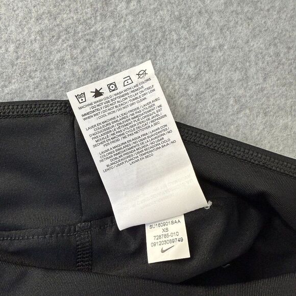 Nike Women's Size XS Dri-Fit Black Biker Shorts Athletic Workout Gym Casual - Picture 8 of 10